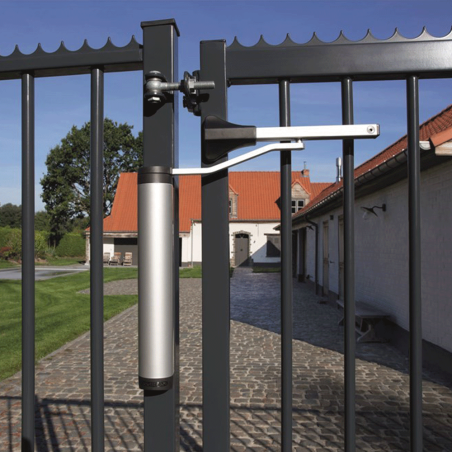 VERTICLOSE-2-ZILV - Hydraulic gate closer for 90° and 180° hinges